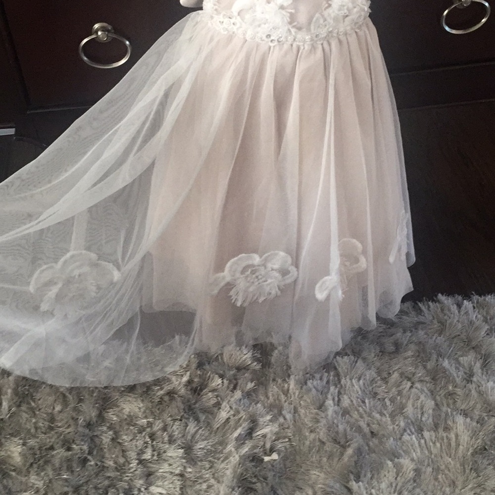 Dress - Picture 2 of 3
